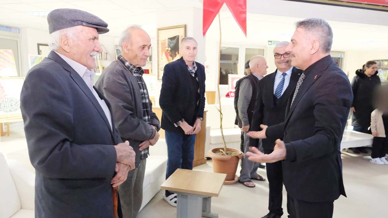 Vali Özkan Yaşlılar Haftası (3)