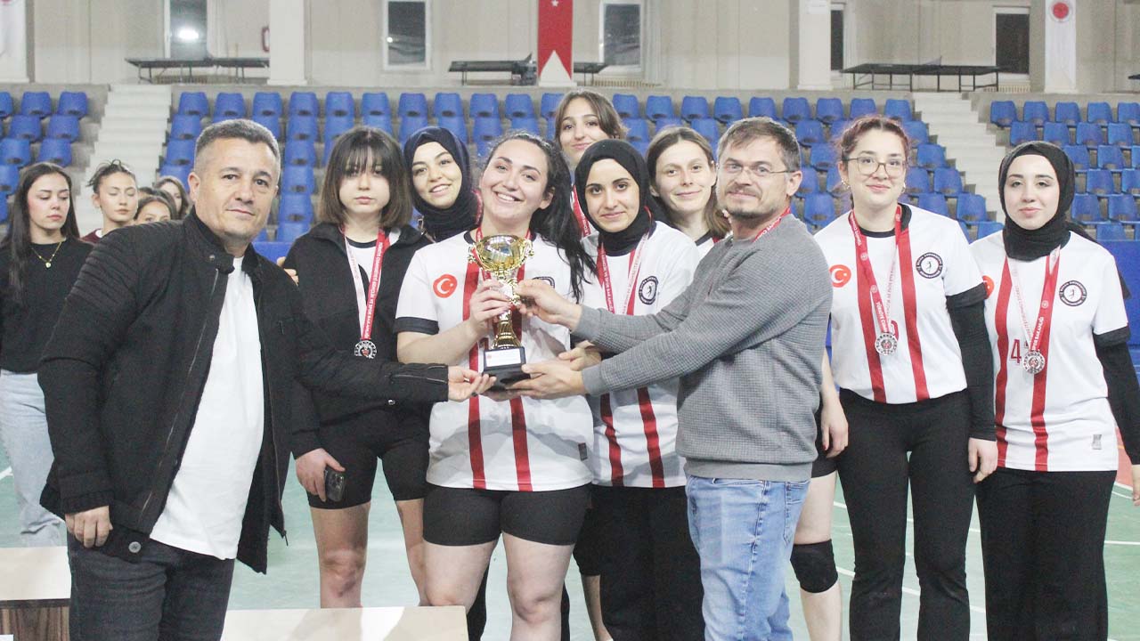 Yobü Voleybol (1)