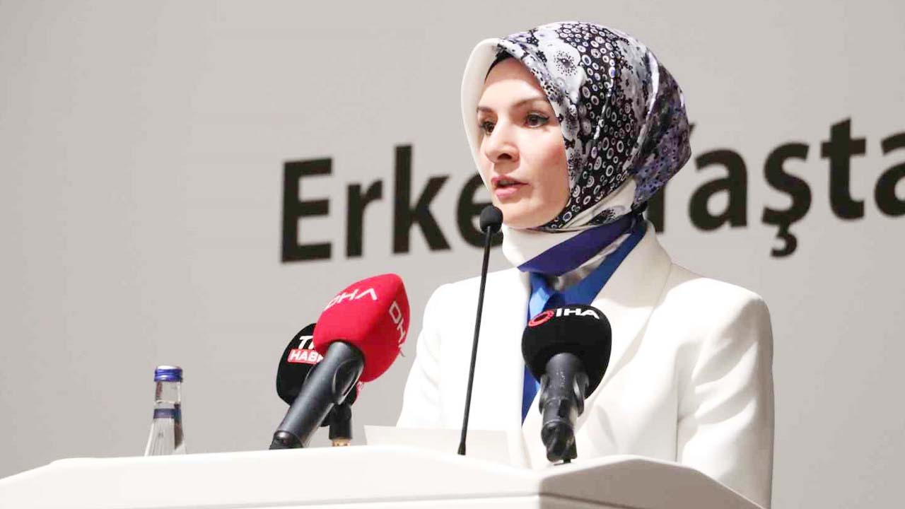 Bakan Mahinur (2)