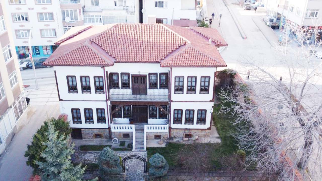 Hayri Inal Konağı (6)