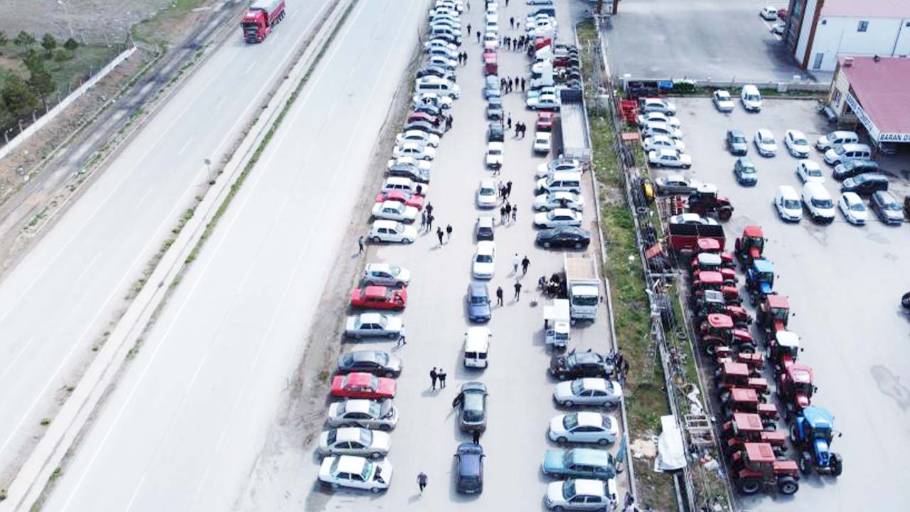 Oto Pazarı (1)