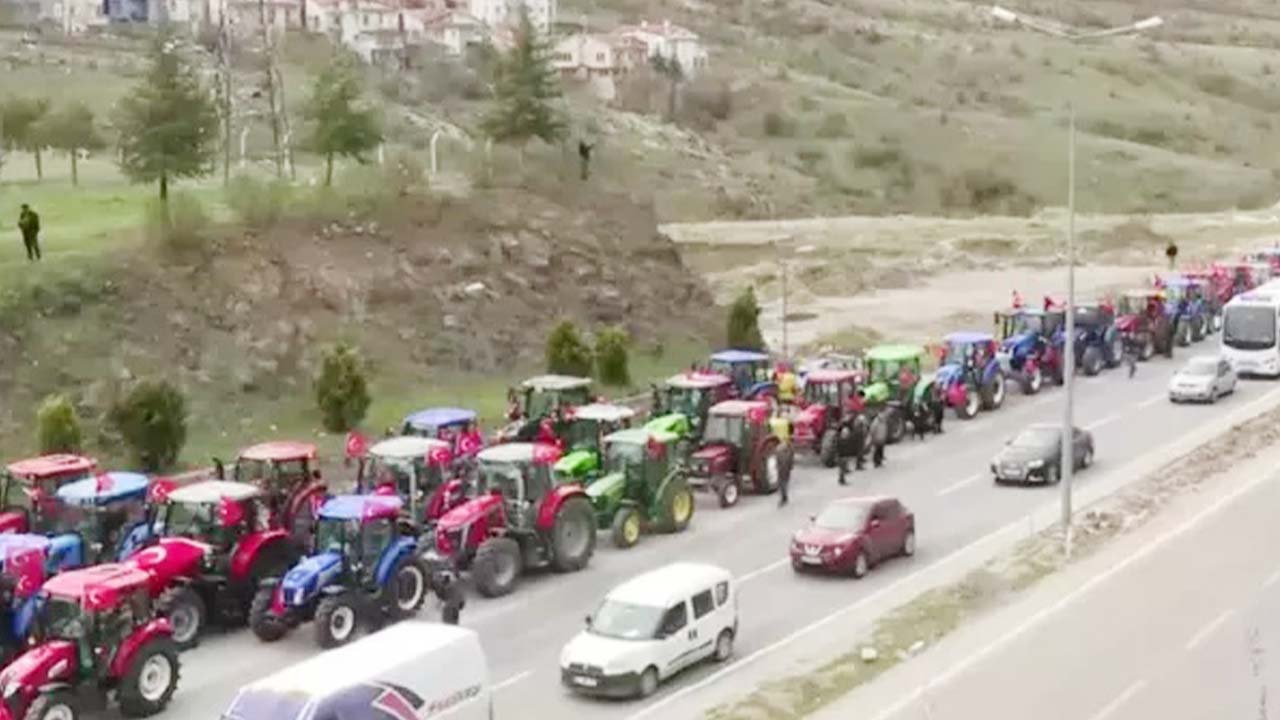 Özgür Özel Traktör (1)