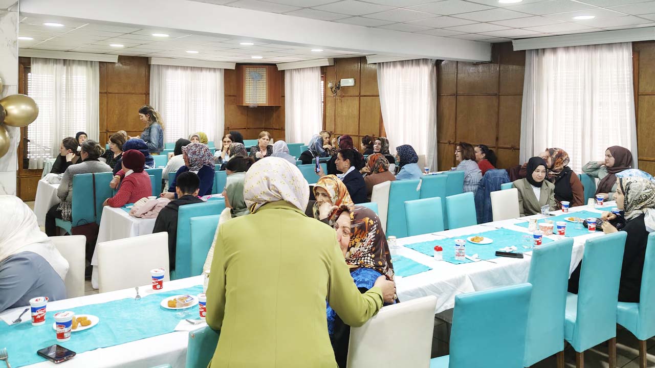 Anneler Günü Yozgatlı Dernekler (6)