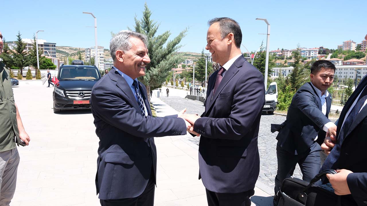 Vali Kırgız (2)