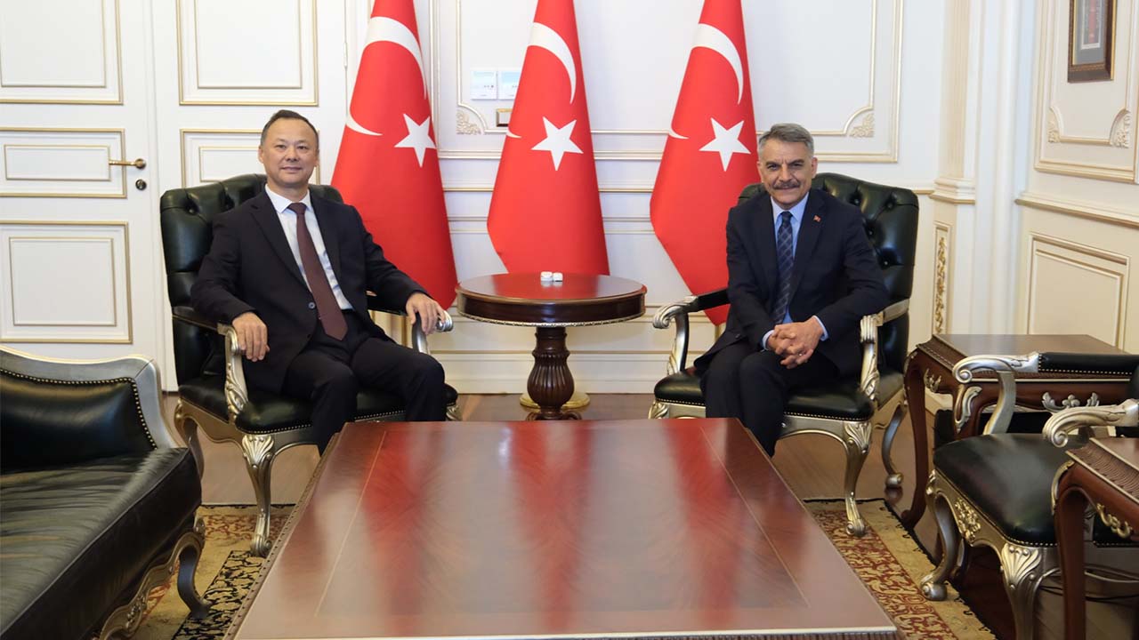 Vali Kırgız (3)
