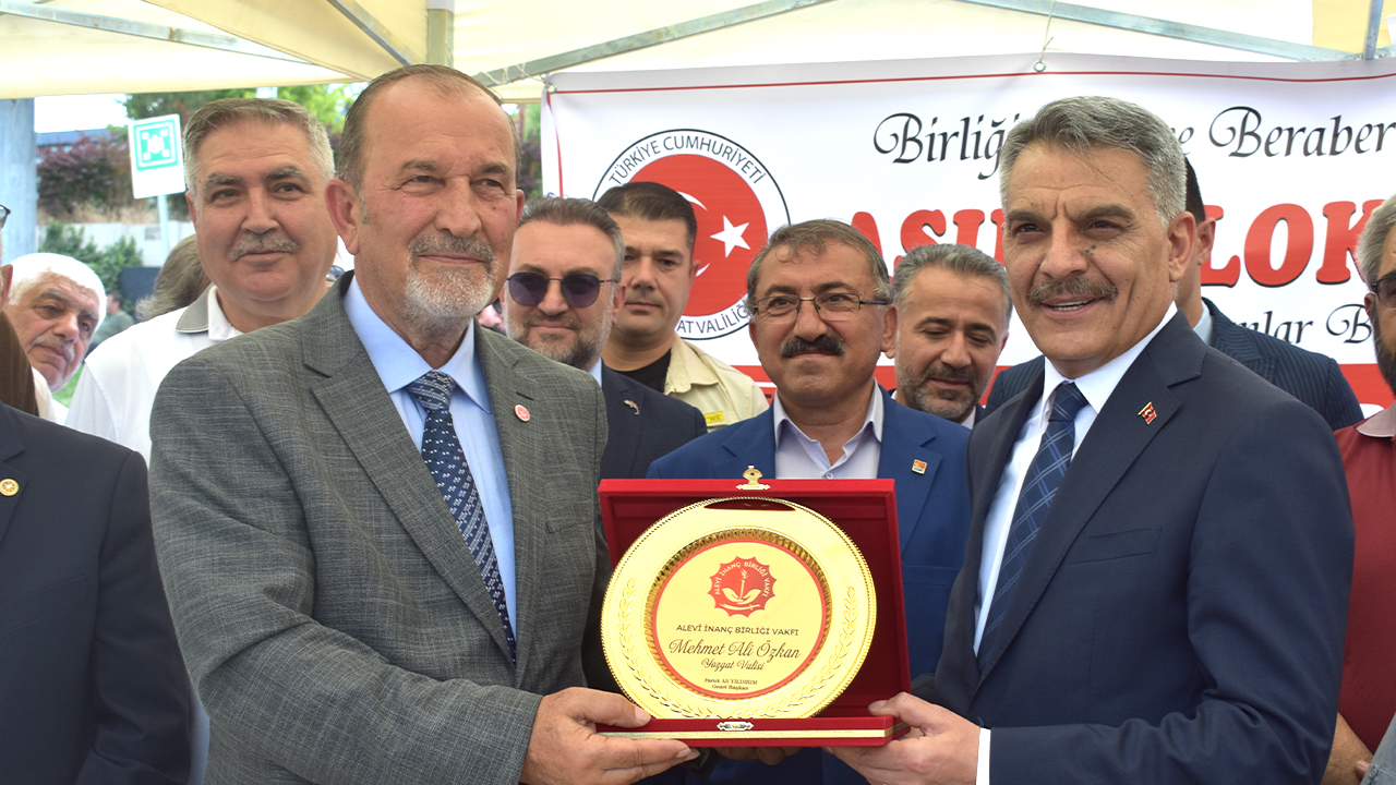 Aşure Etki̇ni̇lği̇ Meydan 4