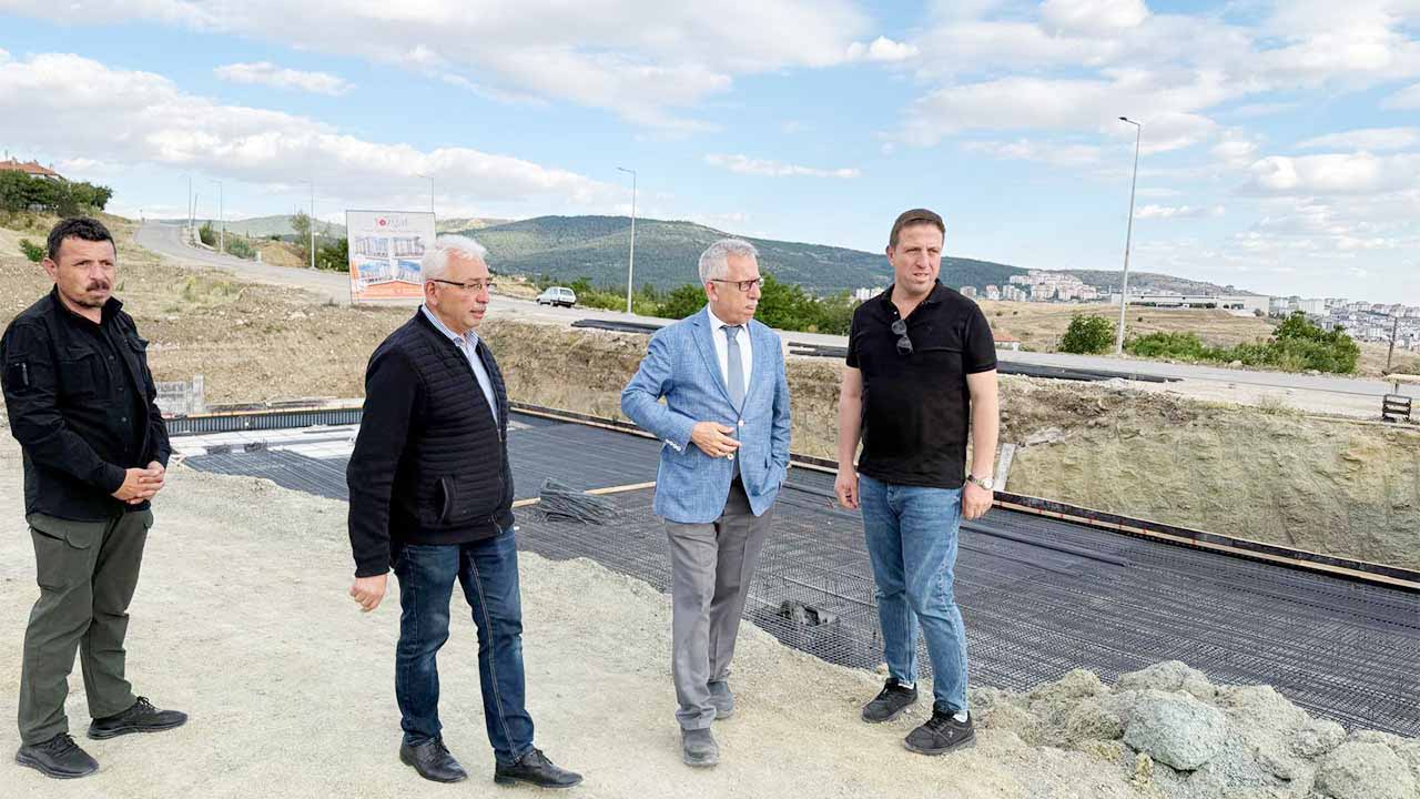 Huzur Şehir Kapak