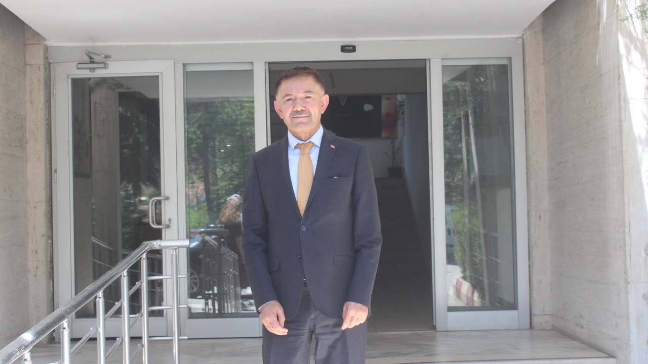 Nazif Yılmaz-1