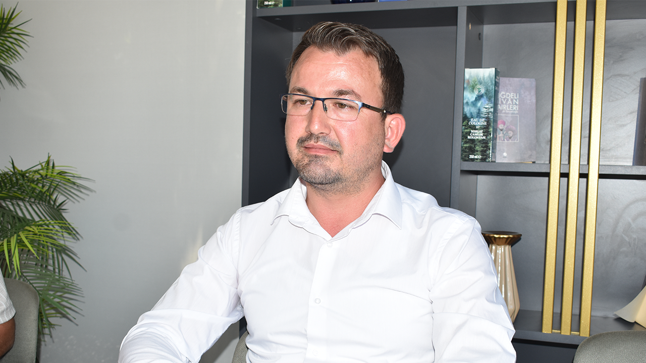 Serhat Akın