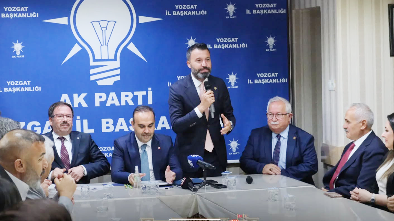 Bakan Kacır Ak Parti Ziyaret (3)