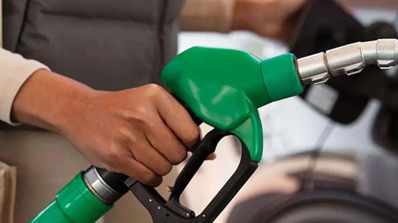 Motorin Fiyatlarına 1 Lira 75 Kuruşluk İndirim Yansıtıldı