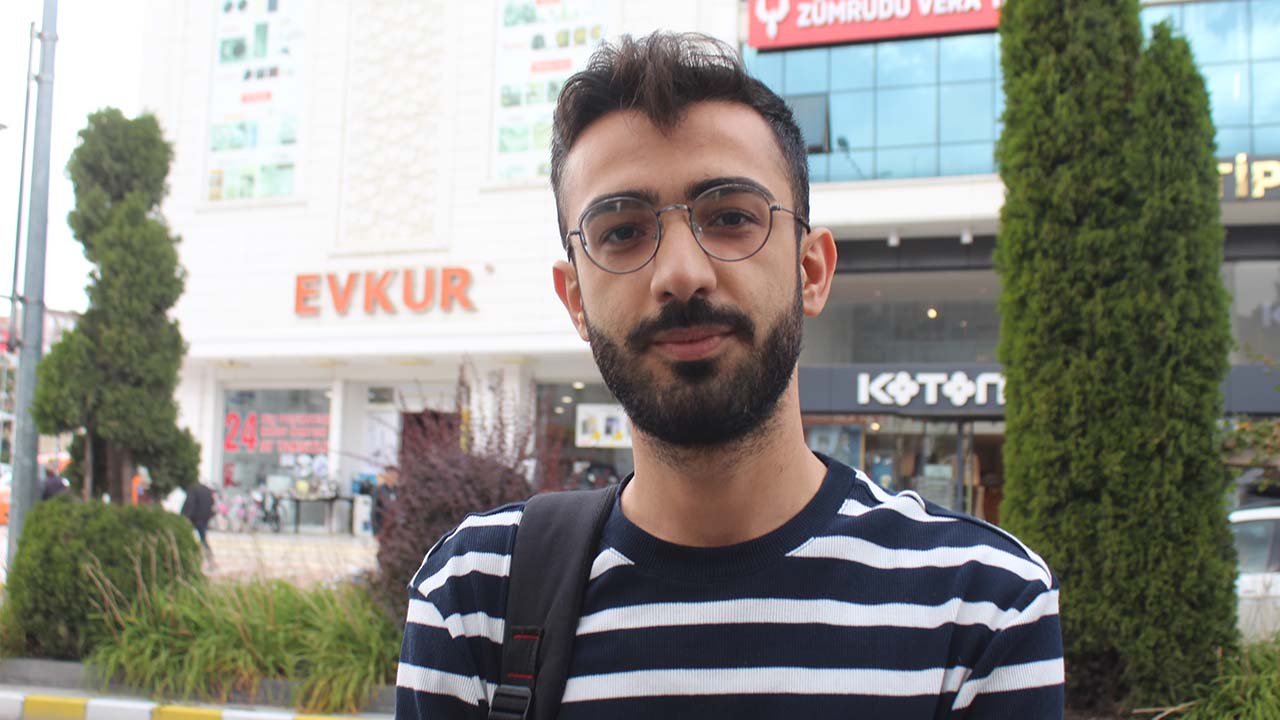 Adem Varyanik