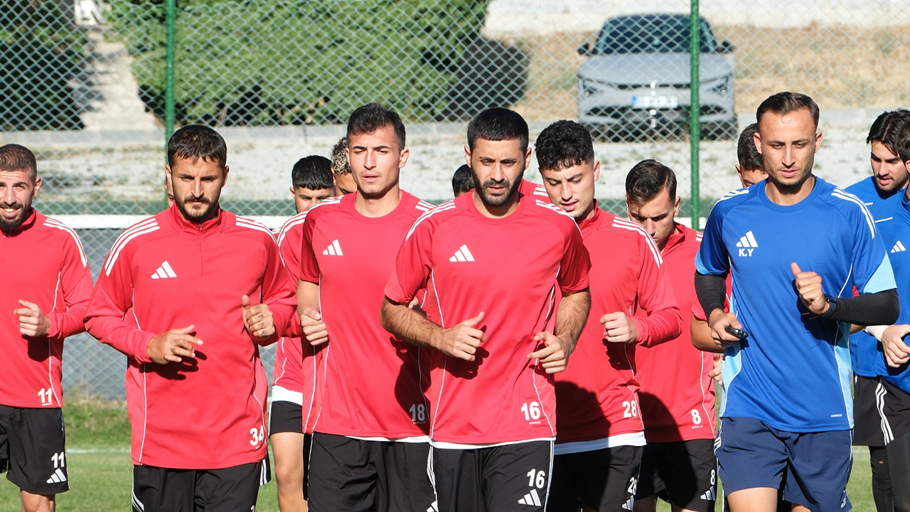 Bozoksporr-1