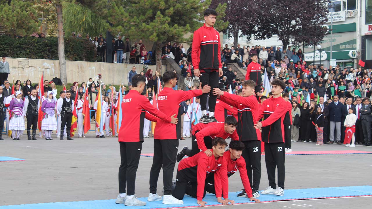 Cumhuriyet 102 (1)