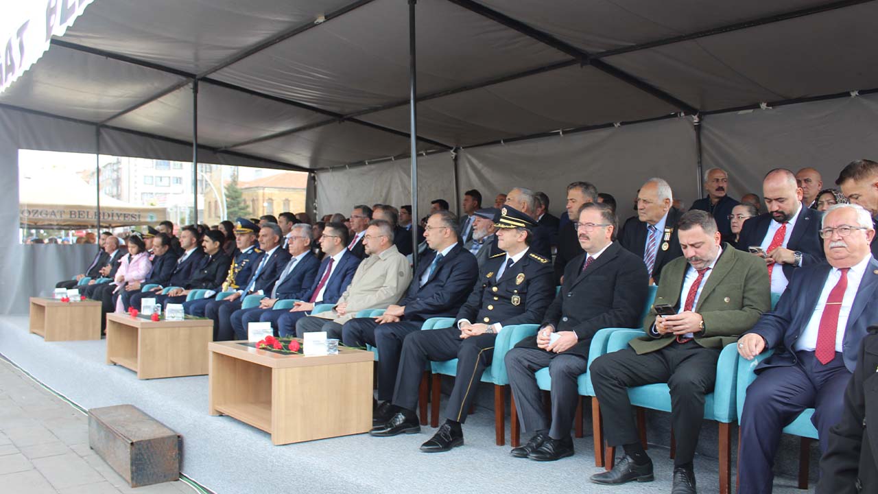 Cumhuriyet 102 (5)