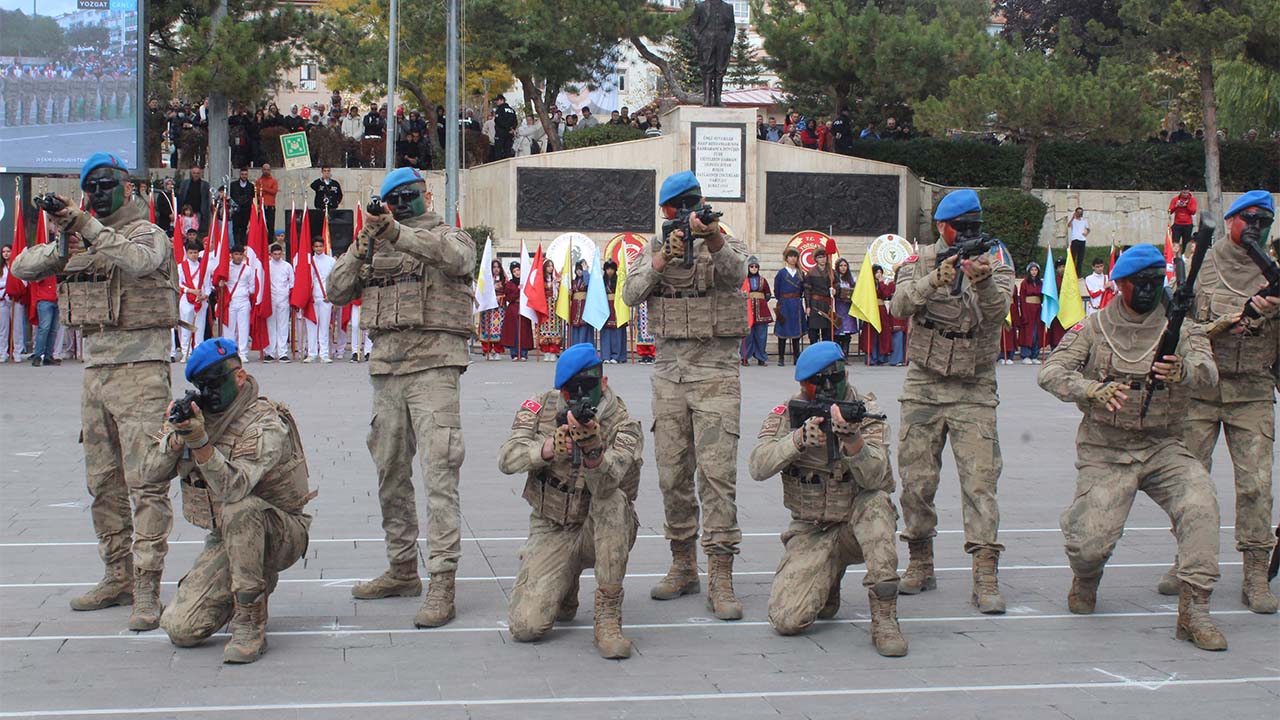 Cumhuriyet 102 (7)