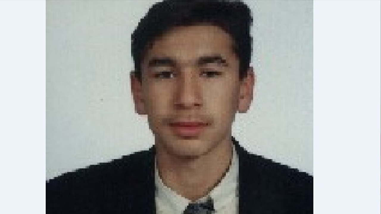 Uzay Çamsari