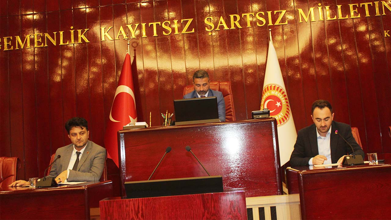 Il Genel Meclisi 8 Kasım (3)