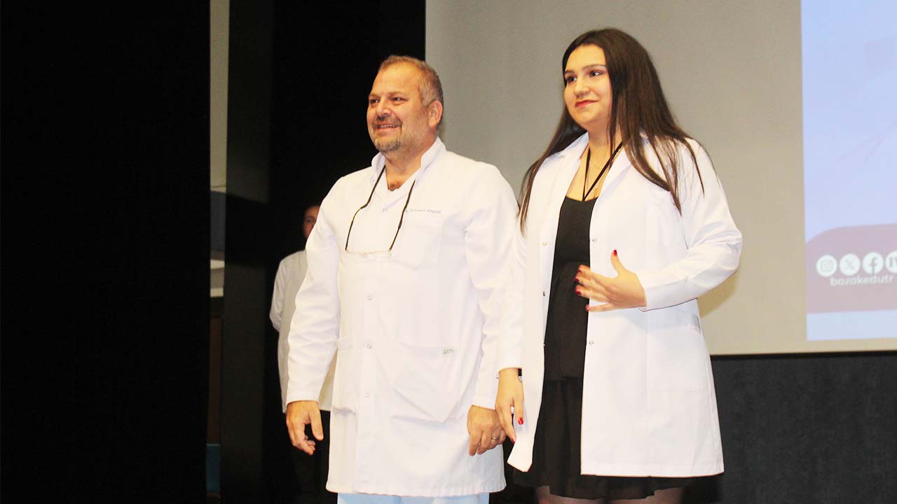 Yobü Beyaz Önlük Diş (4)