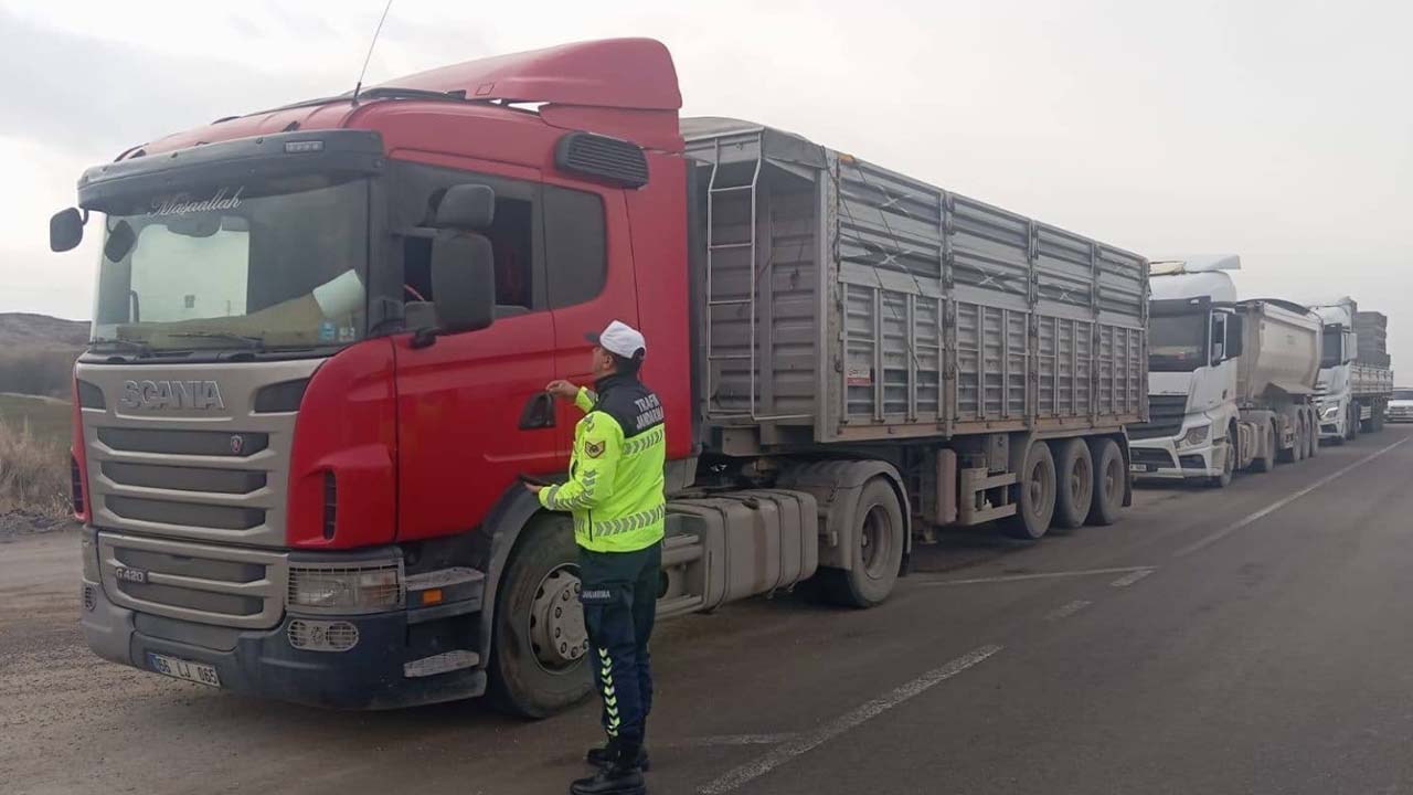Jandarma Yük Taşıyan (2)