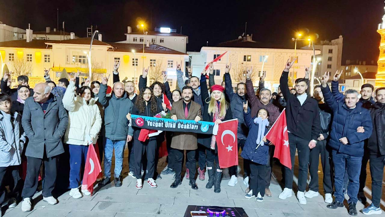 Ülkü Ocakları Betül Zararsız (3)