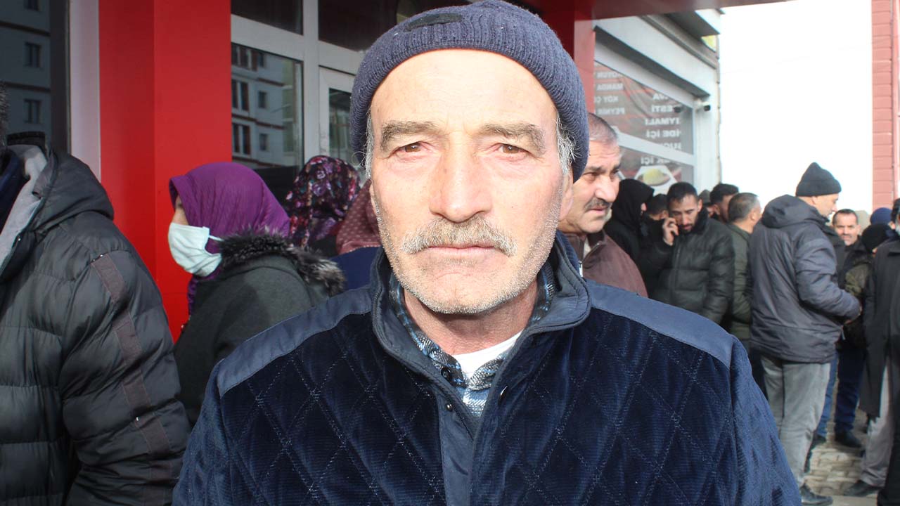 Ahmet Eki̇nci̇i̇