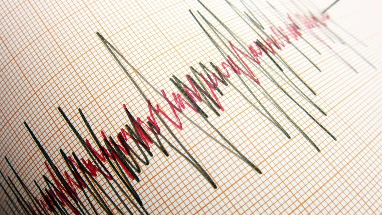 Çanakkale Bayramiç'te Sabah Saatlerinde Bir Deprem Meydana Geldi-1