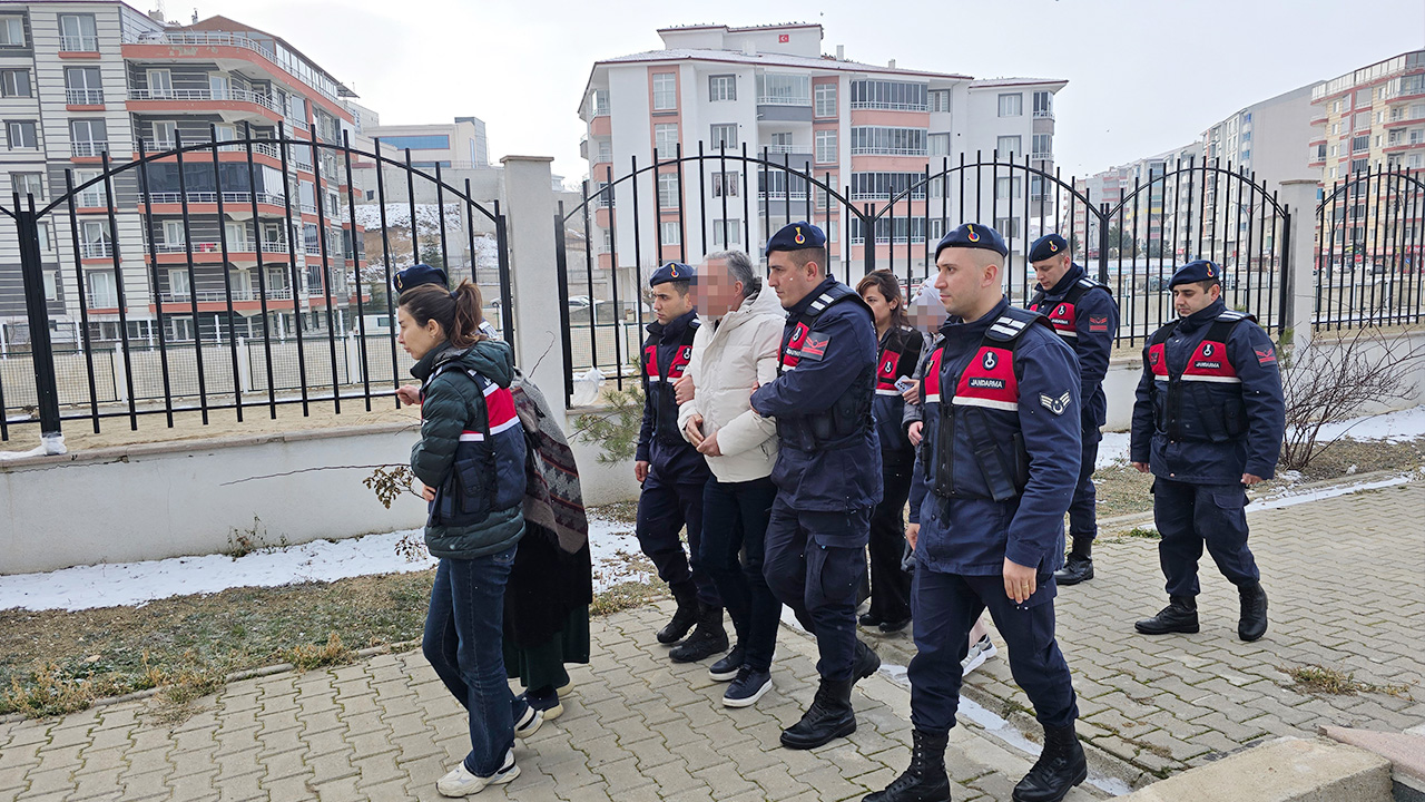 Dolandırıcı1