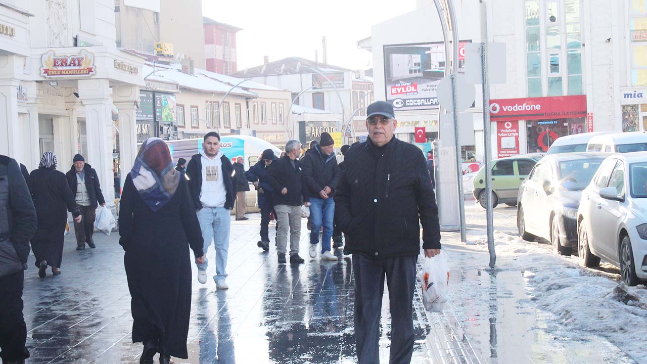Emekli̇ Zam 1