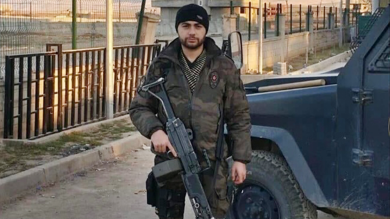 Şefaatli Kahramanını Unutmadı (1)