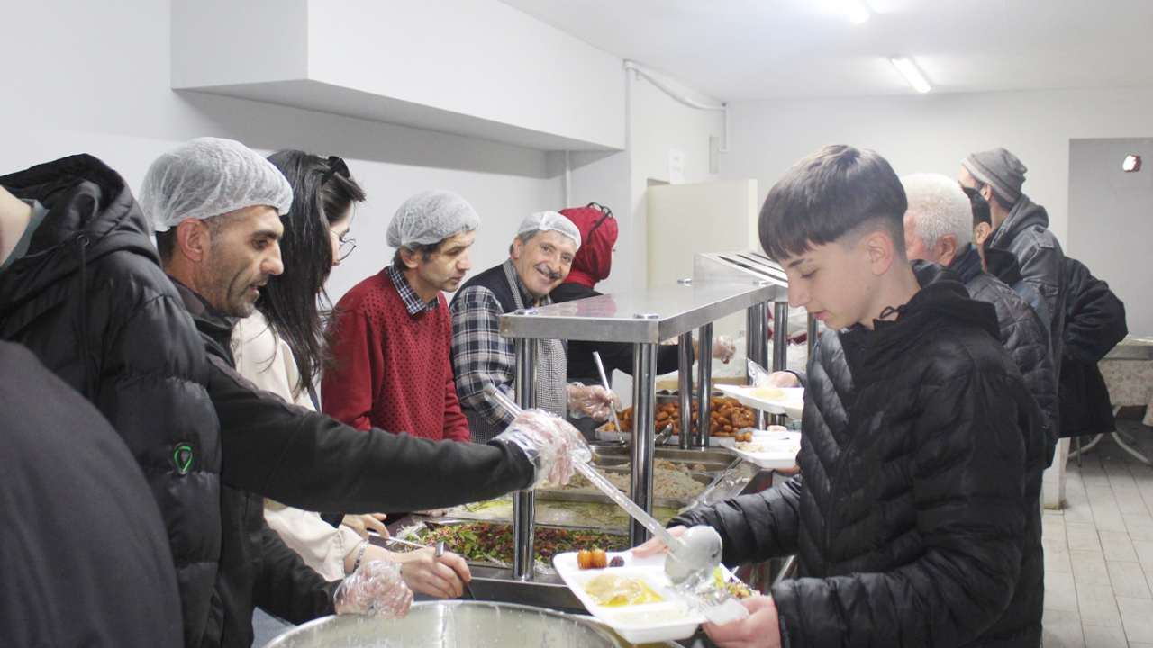 Vakıf Sofrası Bereket Sofrası! (5)