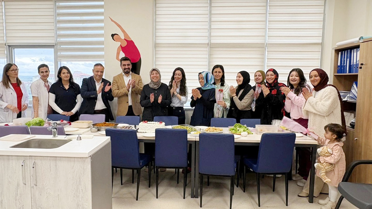 Yerköy’de Ebeleri Unutmadılar (4)