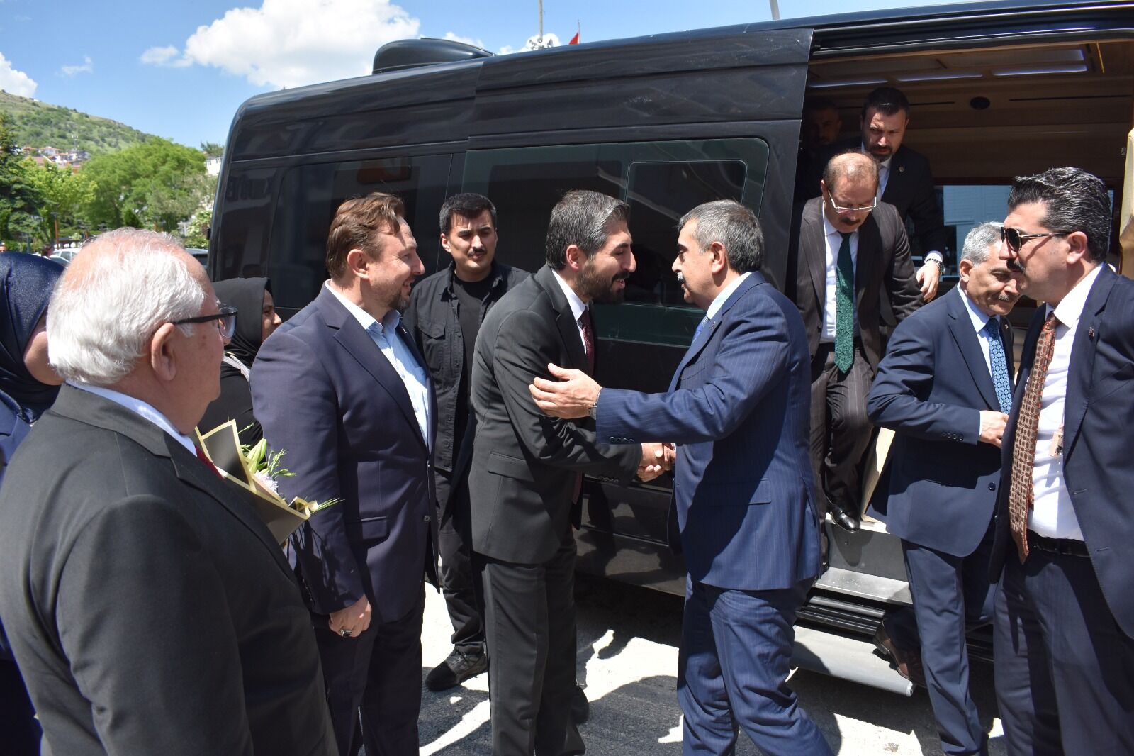 Bakan Tekin Ak Parti (3)