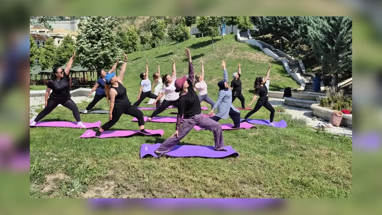 esertepe-aile-yasam-merkezi-olarak-yoga-gunu-etkinligimizi-buyuk-bir-katilimla-gerceklestirdik
