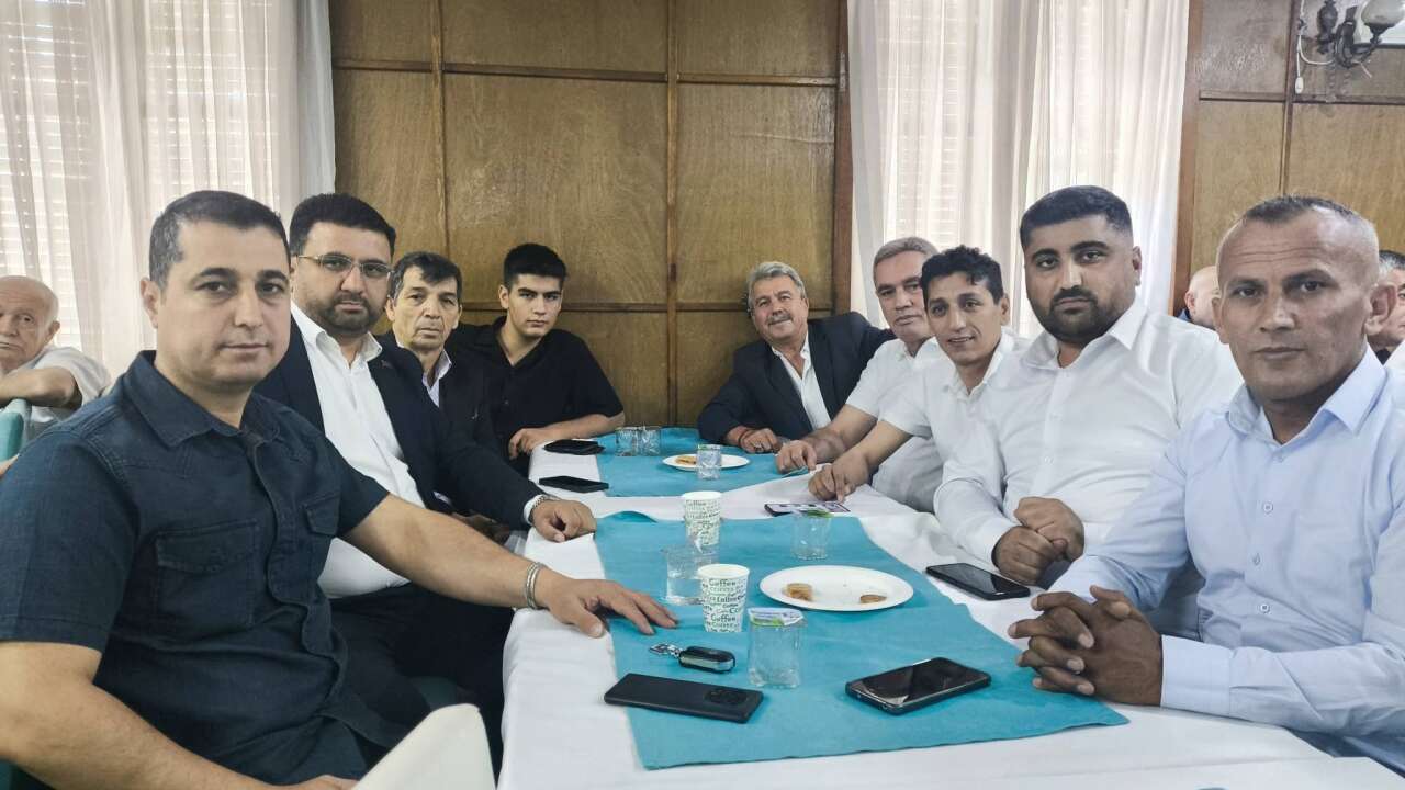birlik-icin-tek-cati-altindalar-2