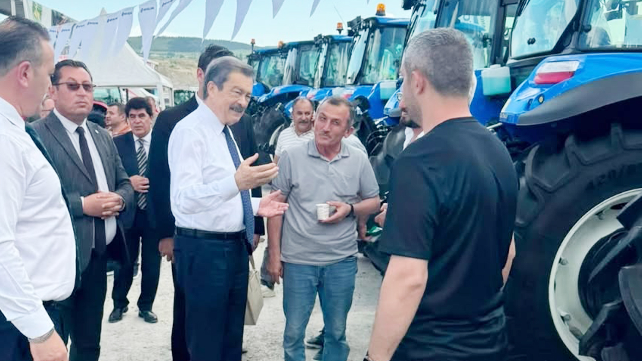 Çiftçinin Alın Terine Biraz Saygı! (1)