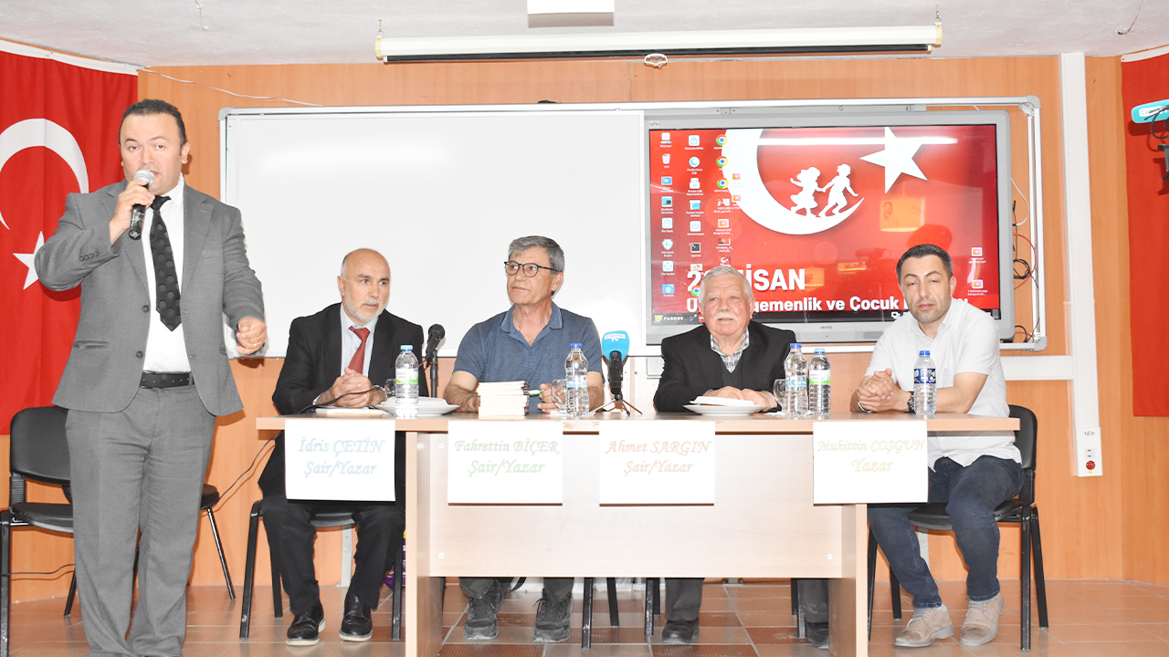 Şair Ve Yazarlar Öğrencilerle Buluştu (2)
