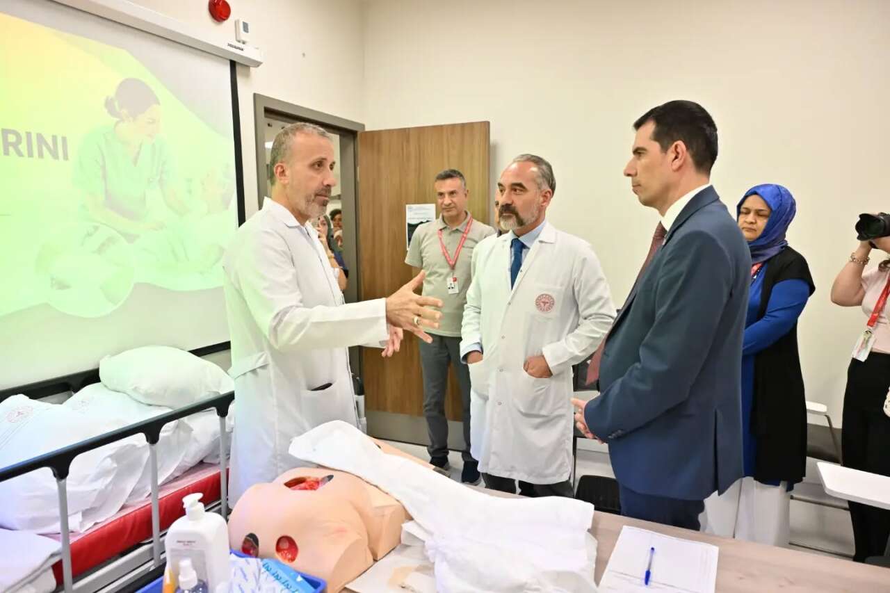 kronik-yara-merkezi-tanitildi-4