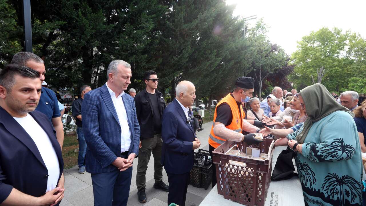muharremin-bereketi-yenimahallede-3