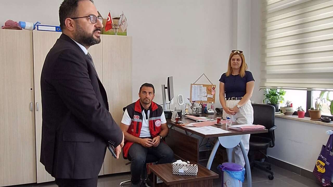 tesekkur-ziyaretlerini-surduruyor-1